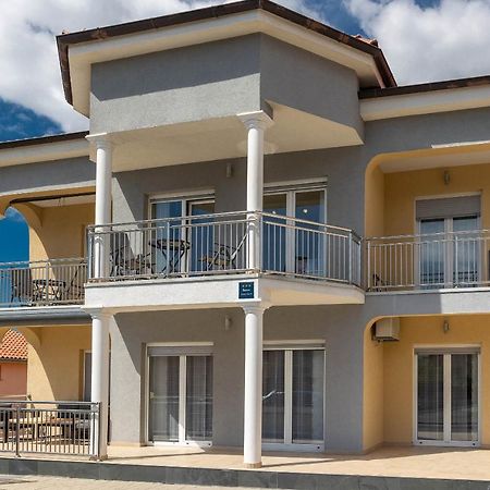 Apartmani Dea Crikvenica Dış mekan fotoğraf