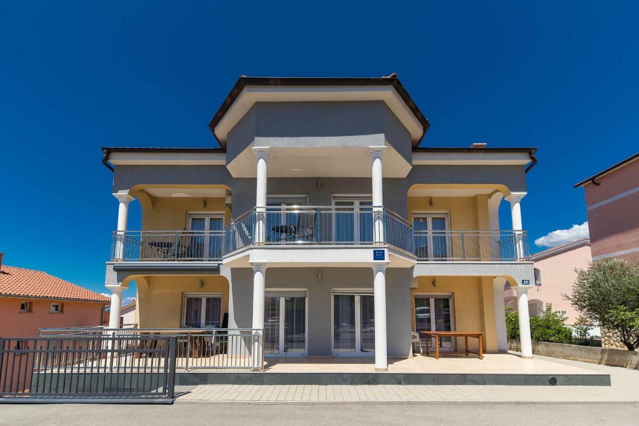 Apartmani Dea Crikvenica Dış mekan fotoğraf